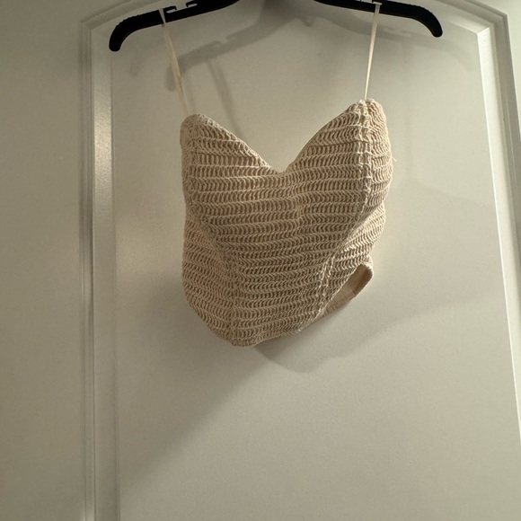 Beige Kelsie Belted Shorts & Lila Bustier - Picture 2 of 9